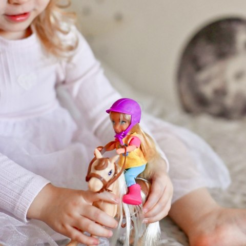  Zestaw Laleczka Jeździec z Koniem