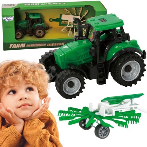  Traktor Rolniczy ze Zgrabiarką
