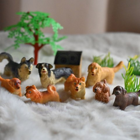  Zestaw Figurki Pieski 16 szt.