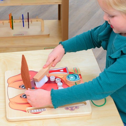  Nauka Zdrowej Higieny Jamy Ustnej na Przykładzie Pieska - Tablica Ścienna Edukacyjna Montessori