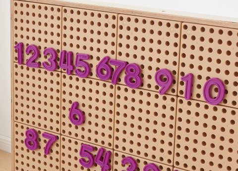  Zestaw Cyferek i Znaków do Nauki Liczenia i Matematyki do Paneli Ściennych STEM 82 el.