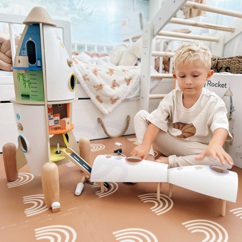 CLASSIC WORLD Drewniana Rakieta Domek dla Dzieci + Figurki 51el.