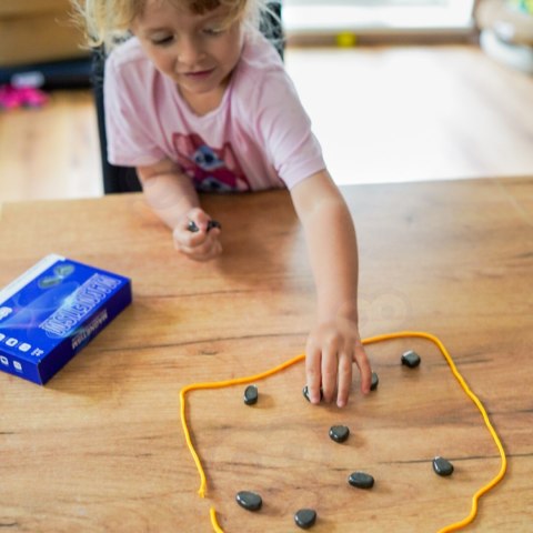  Gra Kamienie Magnetyczne w Sznurku 20 el.