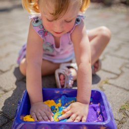 WOOPIE Piasek Kinetyczny 0,6 kg Zestaw Jednorożec Stolik z Foremkami